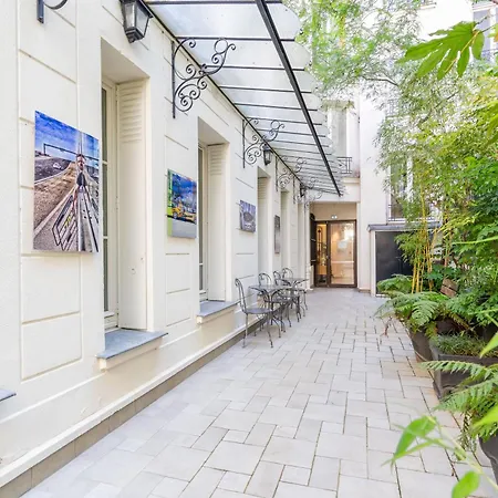 Apartment Le Bardot By - 1 Ch - 4 Pers *